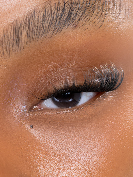 SASSY SAG – OBSESSED LASHES